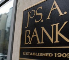 jos-a-bank-store-3-bloomberg-1200xx4000-2254-0-76
