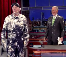 Bill Murray Popping Out Of A Cake Is The Only Way To Celebrate Letterman's Second-To-Last Show