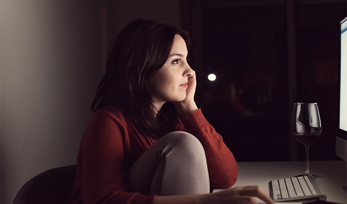 How A Disinterested Girl Makes Her Picks In A Fantasy Football Draft