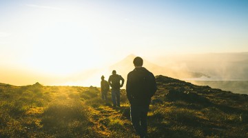 The Five Principles Of Being A Good Third Wheel