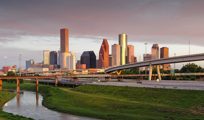 Let's Discuss This Absurdly Detailed Yelp Review Of The Concrete Cowboy Bar In Houston