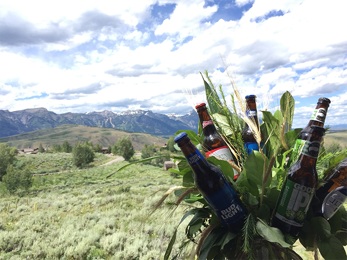 In each our rooms resided a "brewquet" of Anheuser-Busch beers.
