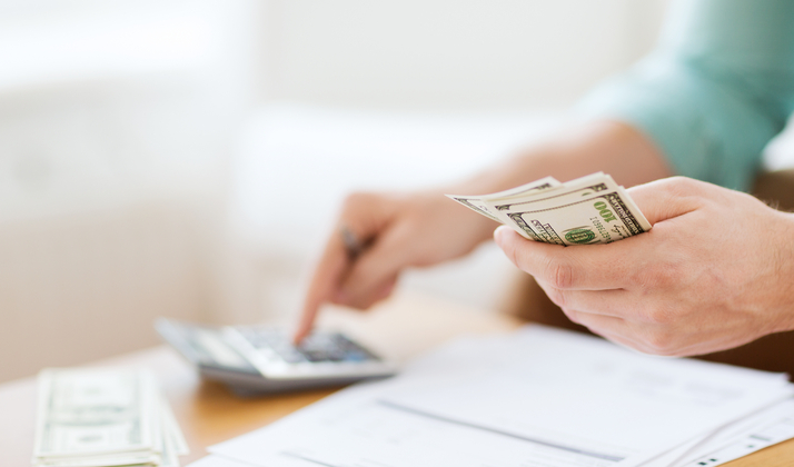 Here's One Expert's Hilariously Lofty Take As To How Much Money You Should Save At Each Age