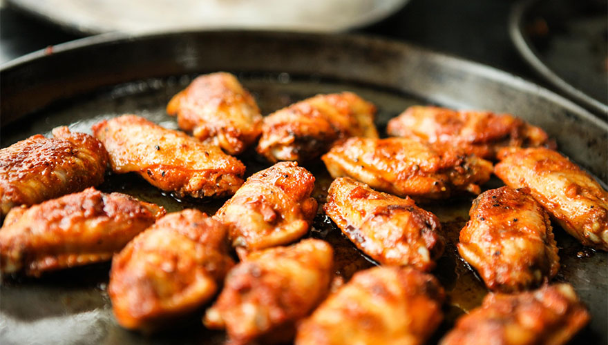 Drums vs. Flats: The Great Wing Debate