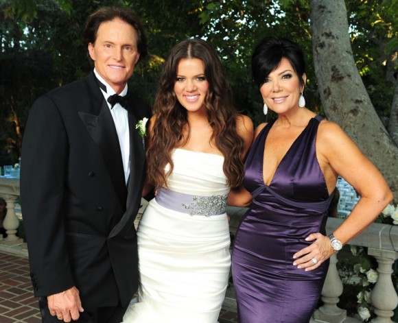 Khloe-Kardashian-Bruce-Jenner-Kris-Jenner-20th-Anniversary-04211127-580x471